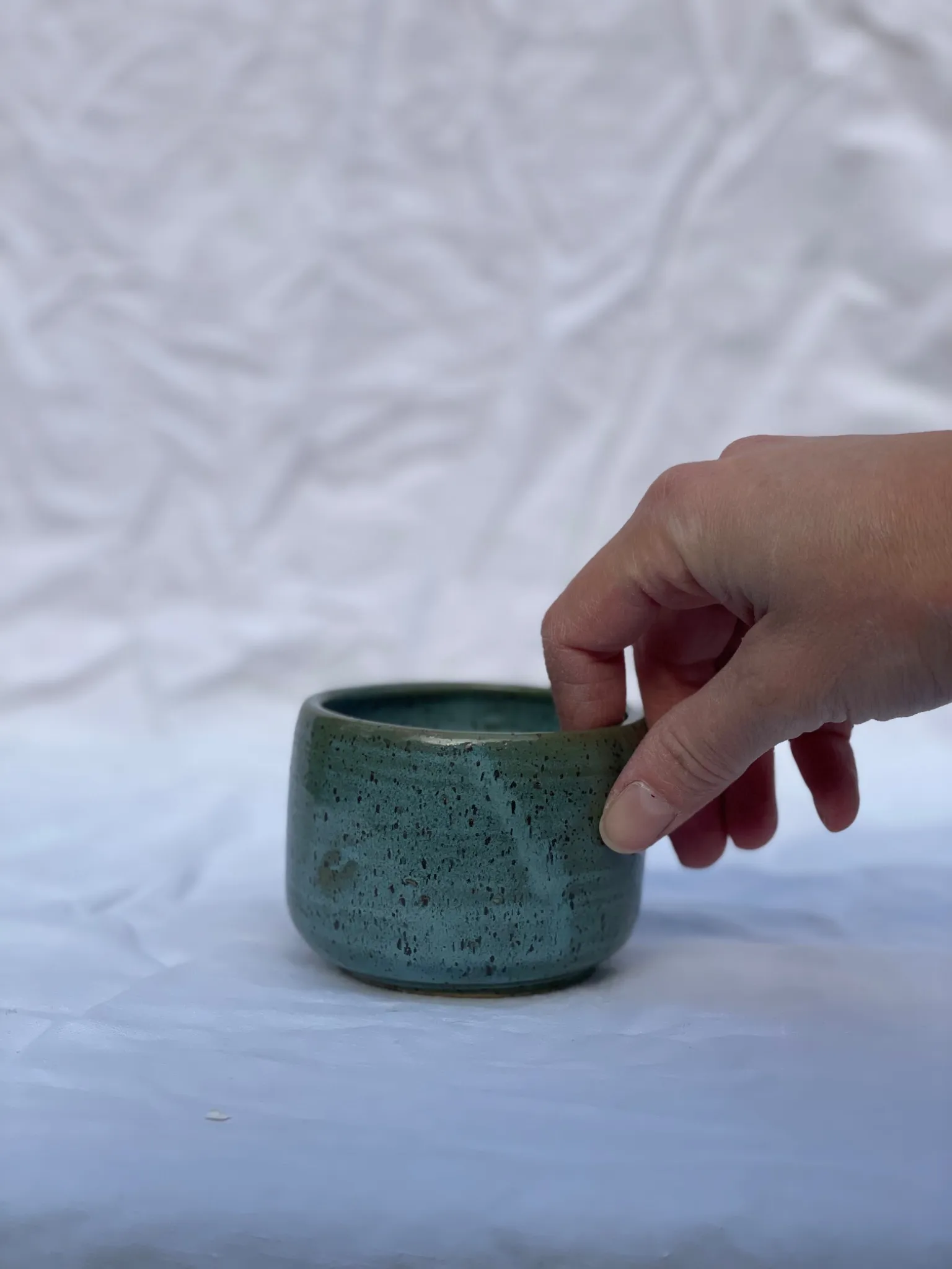 Tasse en grès bleue – Collection Aube